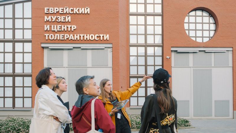 Бахметьевский гараж с инженером: автобусы Мельникова не сдают назад