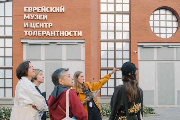 Бахметьевский гараж с инженером: автобусы Мельникова не сдают назад, Еврейский музей и центр толерантности