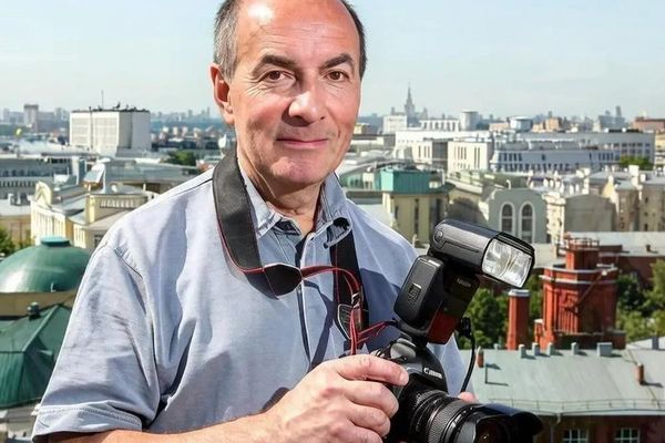 «Потаённая Москва» с Феклистовым: прогулка по Чистым прудам ради фотопортрета, Лекторий «Прямая речь», сбор у театра «Современник»