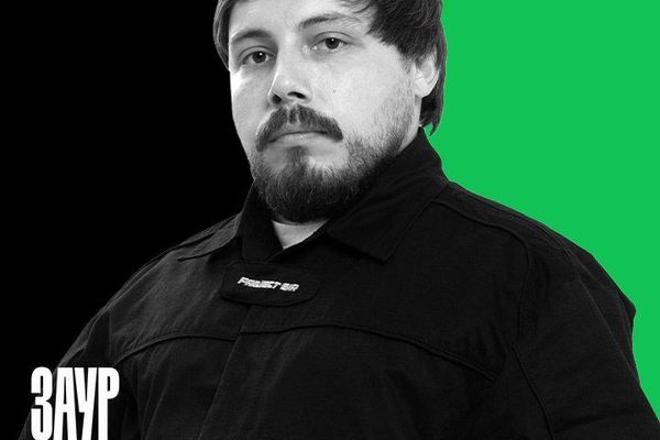 Заур Туганов в StandUp Store: сольник в клубе за общими столами, StandUp Store Moscow